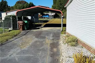 4177 Dawnwood Dr, Trinity, NC 27370 - Photo 4