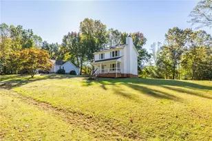 5226 Shaddowfax Dr, Kernersville, NC 27284 - Photo 2