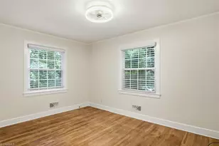 2608 Stratford Dr, Greensboro, NC 27408 - Photo 20