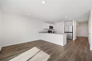 255 Mitchell St, Walnut Cove, NC 27052 - Photo 12