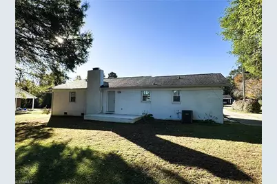 149 Vance Street, Dobson, NC 27017 - Photo 6