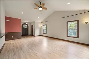 4045 Clapp Mill Rd, Burlington, NC 27215 - Photo 16