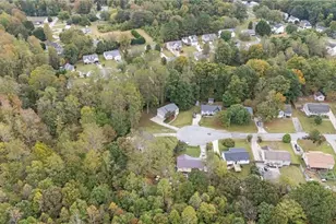 18 Candlestick Dr, Thomasville, NC 27360 - Photo 6