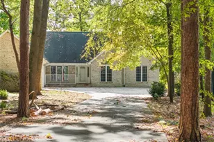 3105 Riverside Dr, Lexington, NC 27292 - Photo 2