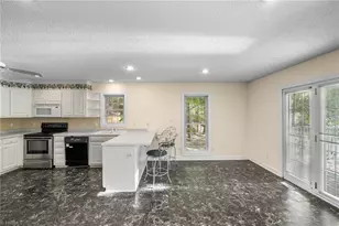 3105 Riverside Dr, Lexington, NC 27292 - Photo 16