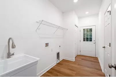 118 Aspen Street, Yadkinville, NC 27055 - Photo 28