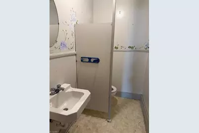 646 Washington Street, Eden, NC 27288 - Photo 8