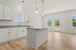 228 Waylon Ct, Lexington, NC 27295 - Photo 4