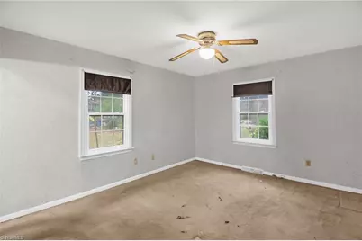 324 Elam Avenue, Ramseur, NC 27316 - Photo 16