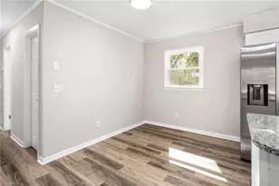 5109 P G Dr, Jonesville, NC 28642 - Photo 10