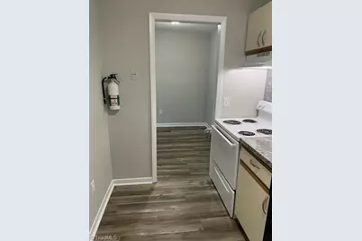 1100 Crescent Drive #13, Reidsville, NC 27320 - Photo 10