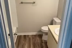 1100 Crescent Dr, Reidsville, NC 27320 - Photo 4