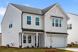 5375 Spicewood Lk Ln, Winston-Salem, NC 27106 - Photo 2