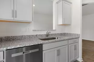 200 Canopy Dr, Graham, NC 27253 - Photo 10