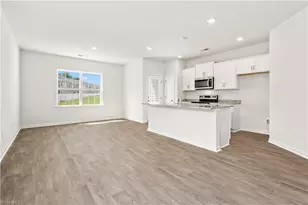 212 Canopy Dr, Graham, NC 27253 - Photo 2