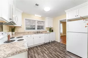 1005 Gordon St, High Point, NC 27260 - Photo 10