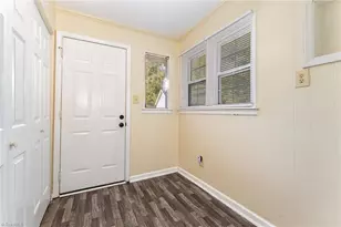 1005 Gordon St, High Point, NC 27260 - Photo 12