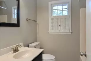 1814 Independence Rd, Greensboro, NC 27408 - Photo 18