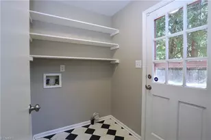 1814 Independence Rd, Greensboro, NC 27408 - Photo 20