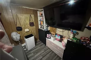 322 Sam Fulk Rd, Pilot Mountain, NC 27041 - Photo 8