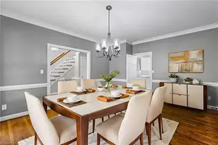 1203 Westminster Dr, Greensboro, NC 27410 - Photo 6