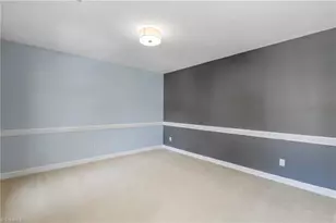 1203 Westminster Dr, Greensboro, NC 27410 - Photo 28