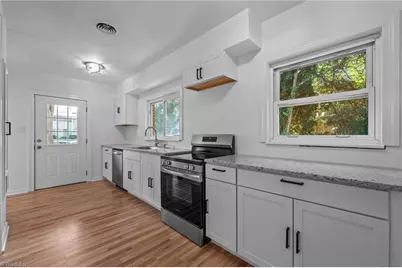 2906 Spring Garden Street, Greensboro, NC 27403 - Photo 18