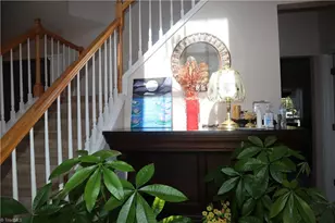 3310 Cherrybrook Dr, Jamestown, NC 27282 - Photo 4