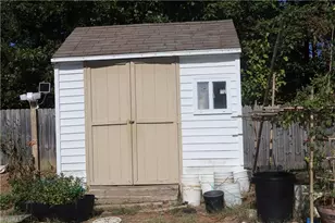 3310 Cherrybrook Dr, Jamestown, NC 27282 - Photo 8