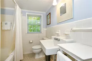 223 E Avondale Dr, Greensboro, NC 27403 - Photo 36