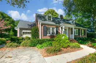 223 E Avondale Dr, Greensboro, NC 27403 - Photo 2