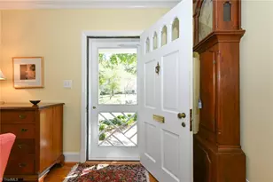 223 E Avondale Dr, Greensboro, NC 27403 - Photo 4