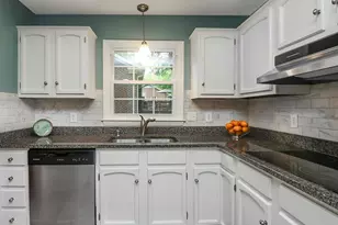 6 Covent Garden Ct, Greensboro, NC 27455 - Photo 16