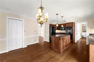 6001 Muirfield Dr, Greensboro, NC 27410 - Photo 8