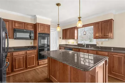 6001 Muirfield Drive, Greensboro, NC 27410 - Photo 10