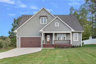 155 Rimrock Rd, Harmony, NC 28634 - Photo 2