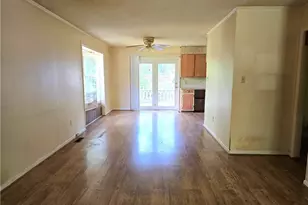 404 Miles St, Eden, NC 27288 - Photo 4