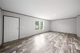 213 Green Walnut St, Traphill, NC 28685 - Photo 10