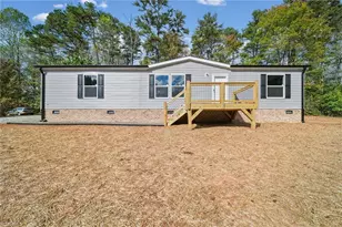 213 Green Walnut St, Traphill, NC 28685 - Photo 1