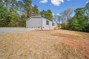 213 Green Walnut St, Traphill, NC 28685 - Photo 8