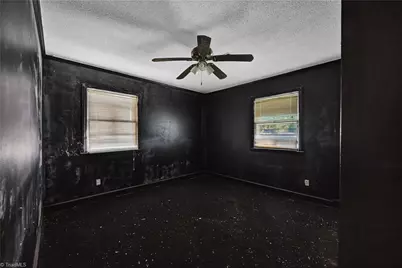 1213 Lolly Lane, Greensboro, NC 27405 - Photo 16