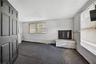 1213 Lolly Ln, Greensboro, NC 27405 - Photo 18