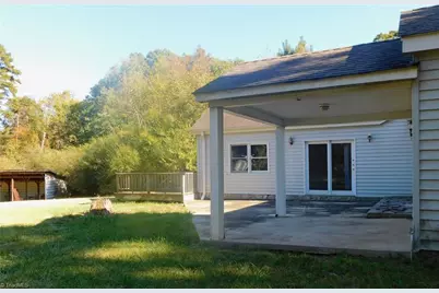 1910 Nc Highway 109, Troy, NC 27371 - Photo 18