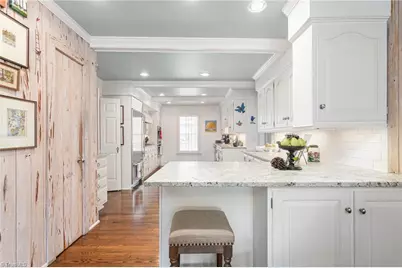 402 Parkmont Drive, Greensboro, NC 27408 - Photo 20