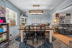 5809 Carriage Ln, Greensboro, NC 27410 - Photo 6