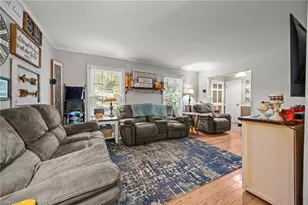 5809 Carriage Ln, Greensboro, NC 27410 - Photo 4