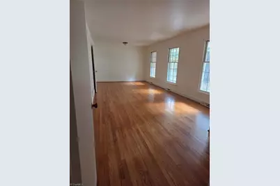 1917 Edgewood Avenue, Burlington, NC 27215 - Photo 2