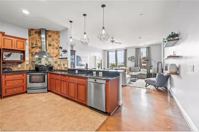 360 S Elm Street #202, Greensboro, NC 27401 - Photo 14