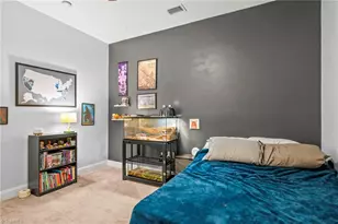 360 S Elm St, Greensboro, NC 27401 - Photo 10