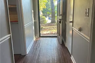 1629 Village Pl, Winston-Salem, NC 27127 - Photo 4